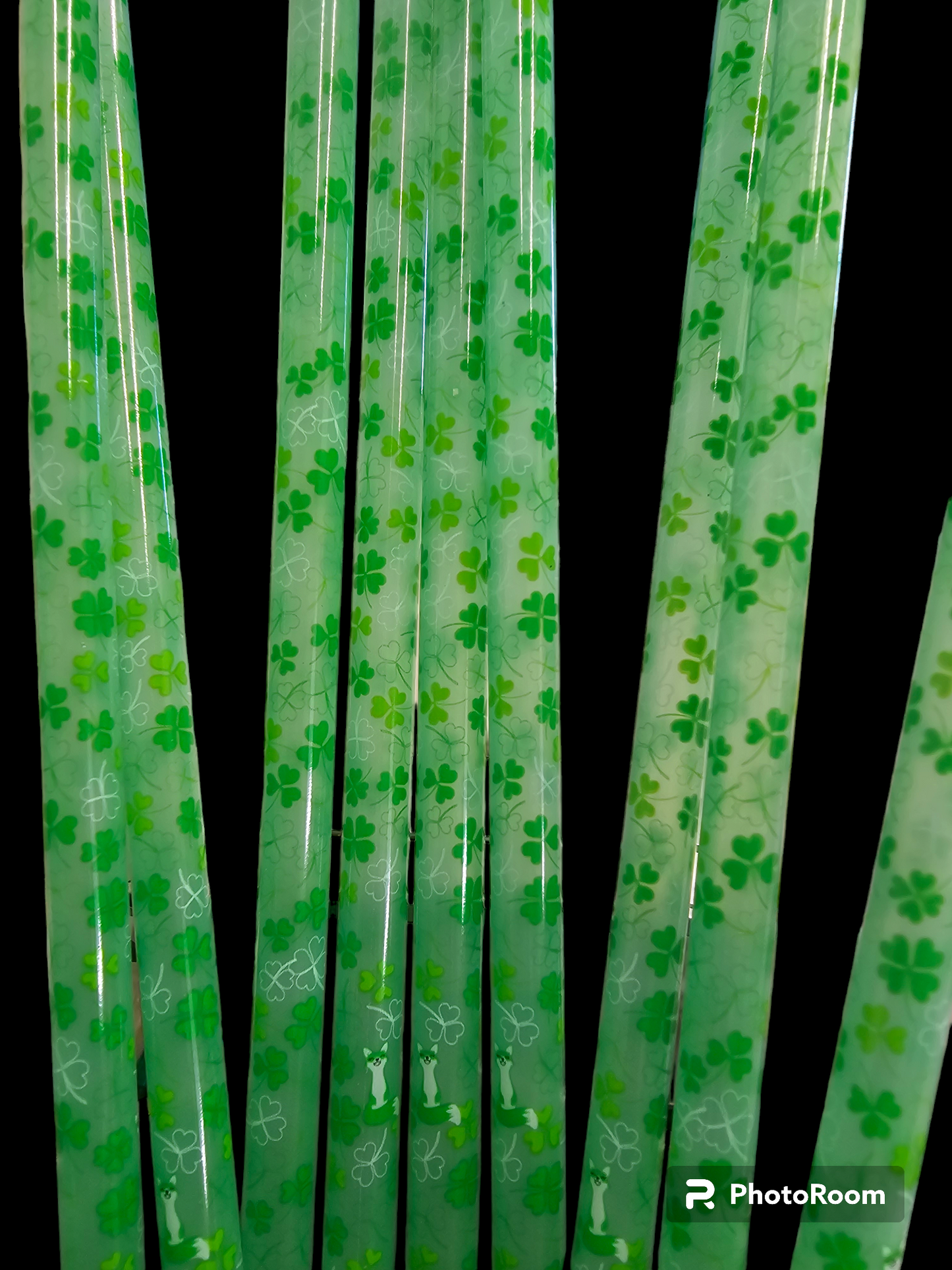 Shamrocks ☘️ color changing