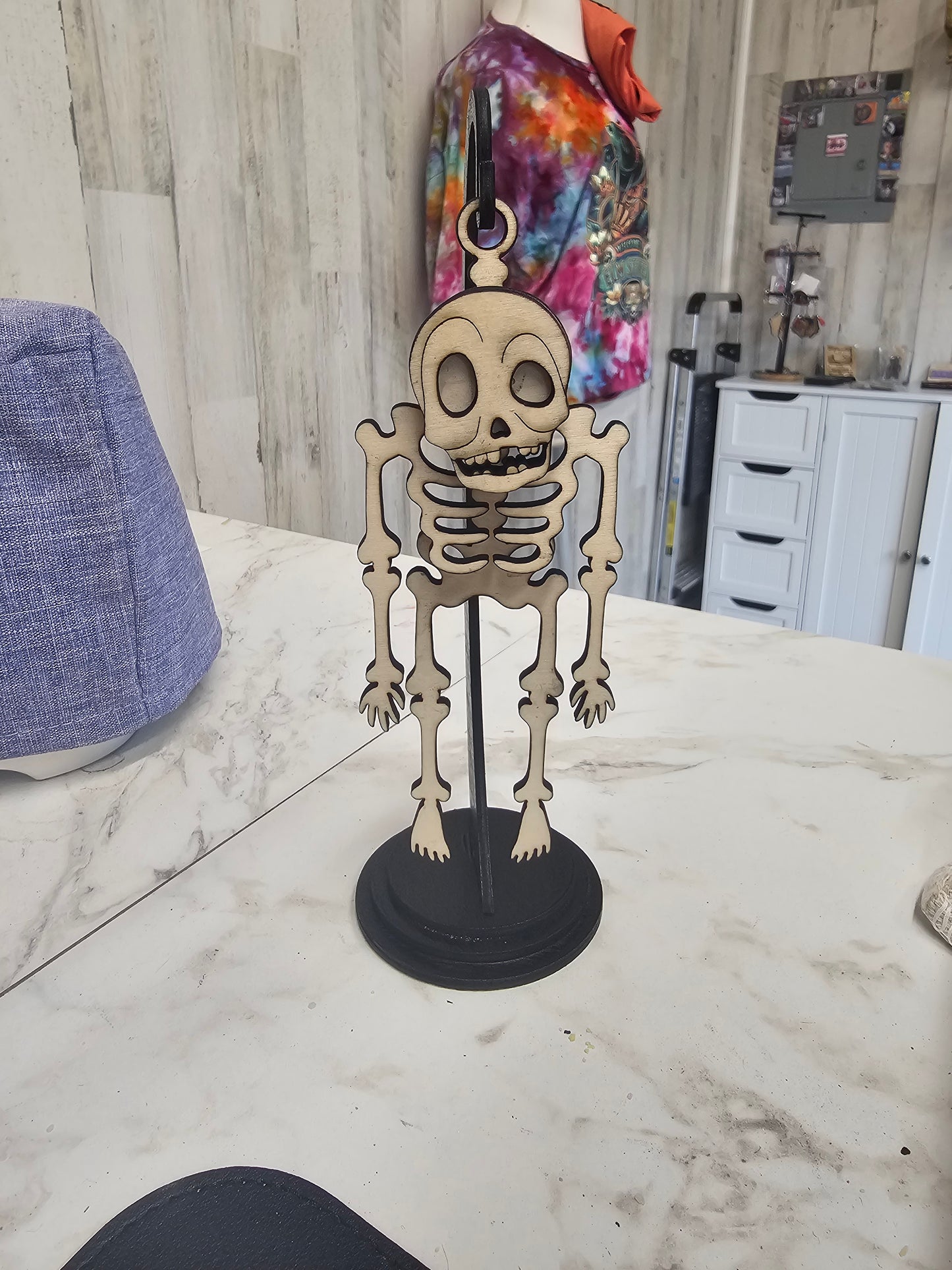 SPOOKY Hanging SKELLY